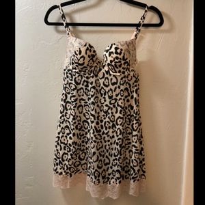 Victoria’s Secret 34B lingerie nightgown teddy négligée Leopard cheetah print